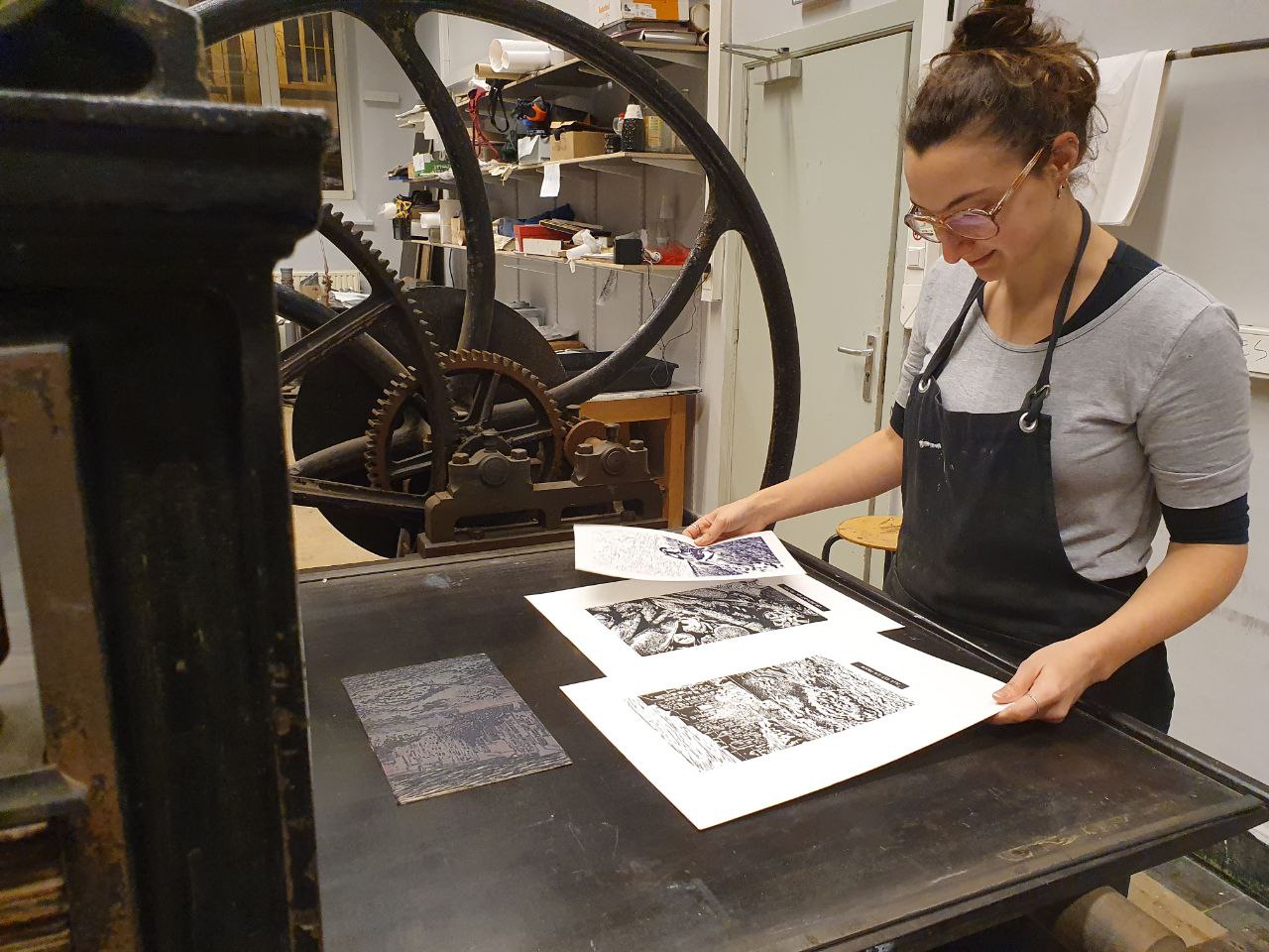 photo_5967467410225219933_y